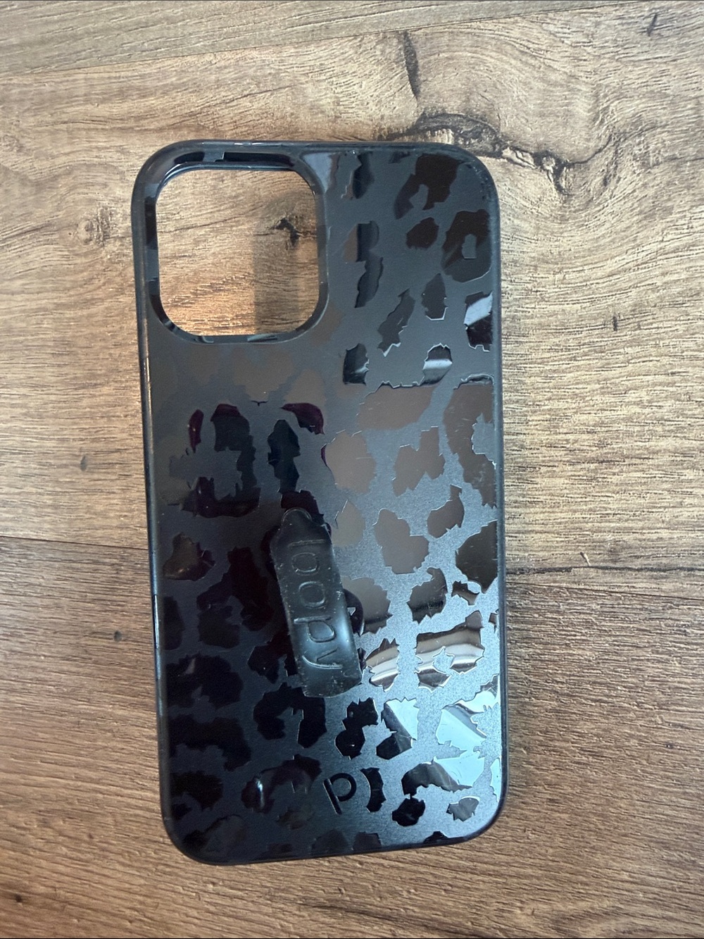 Loopy Black Leopard Print iPhone Case 12/12 pro